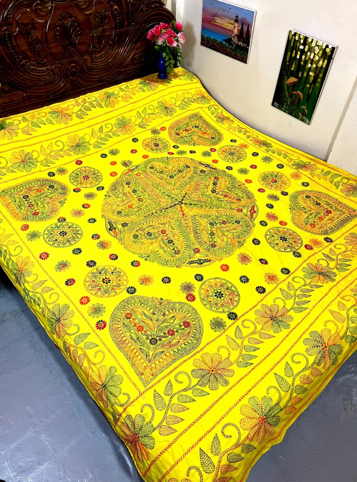 "King size" premium jamalpuri nakshi katha (Yolo color)